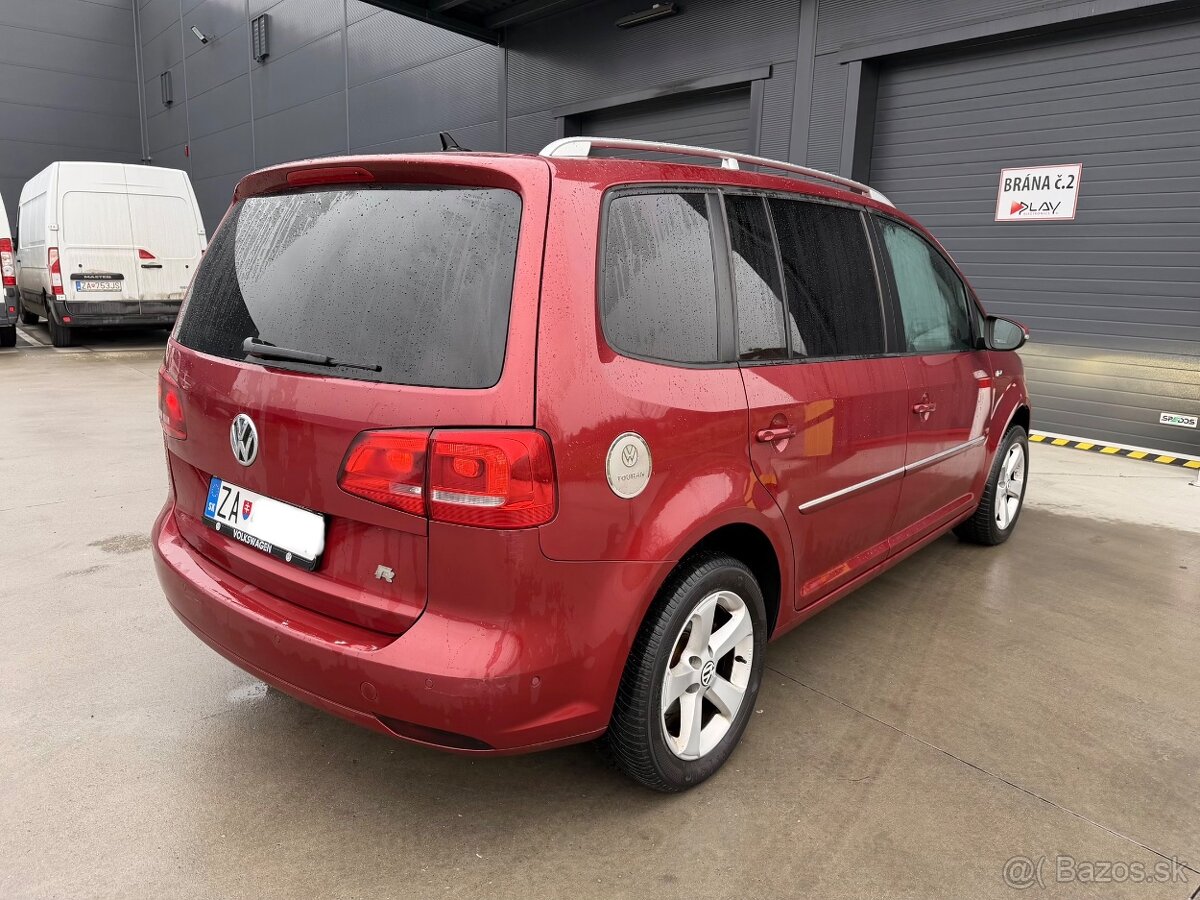 VW Touran 2.0Tdi DSG - 4