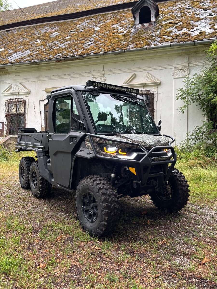 Can am Defender 6x6 limited