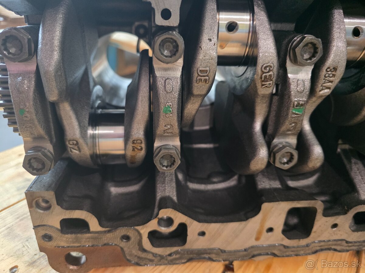 BLOK MOTOR 2,0 TDI DFF / DFS NOVY + KLUKA - 4