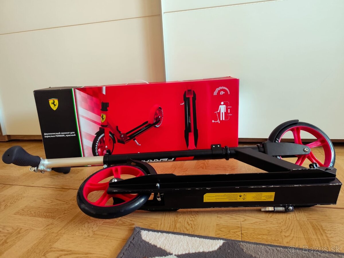 Kolobežka Ferrari - 4