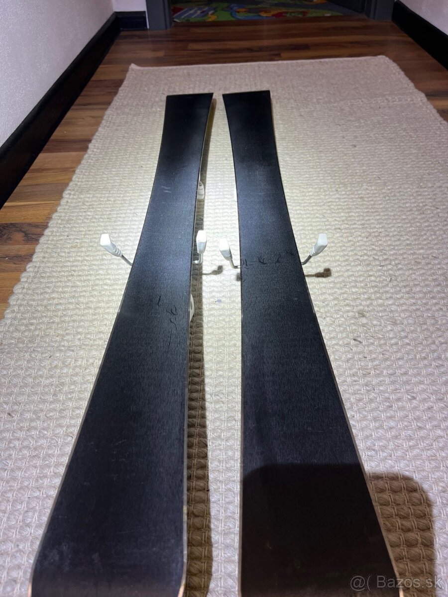 Predám detské/ juniorské lyže (set) 110cm - 4