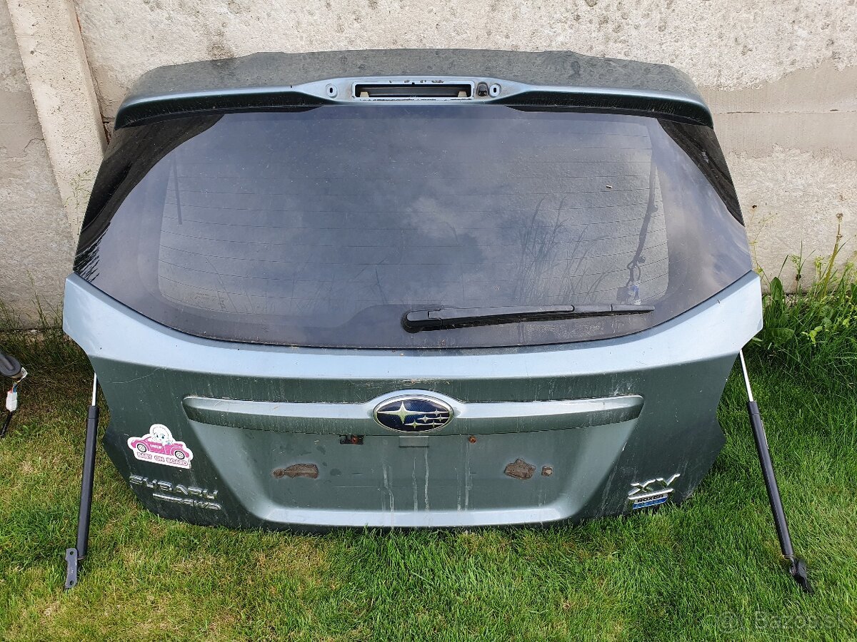 Predám náhradné diely Subaru XV 2,0D - 4