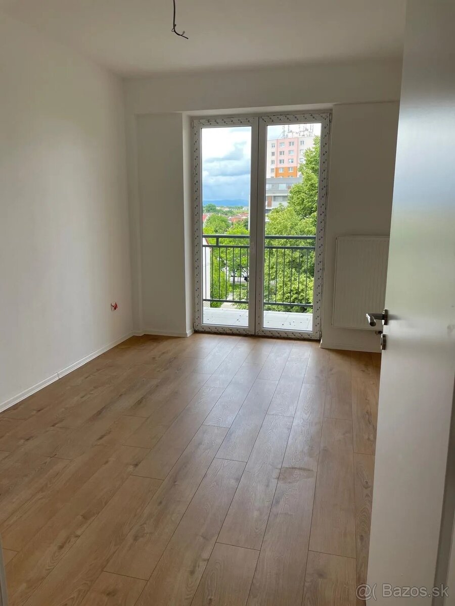 3 izb. Senec Lichnerová v novostavbe - 4