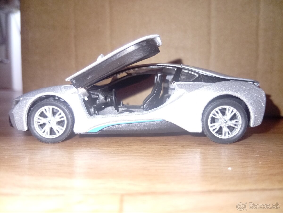 Model BMW i8 - 4
