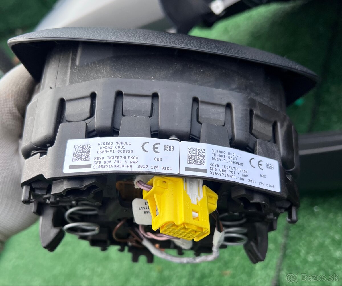 Seat Ibiza 6F 2017 airbagy palubovka pasy - 4