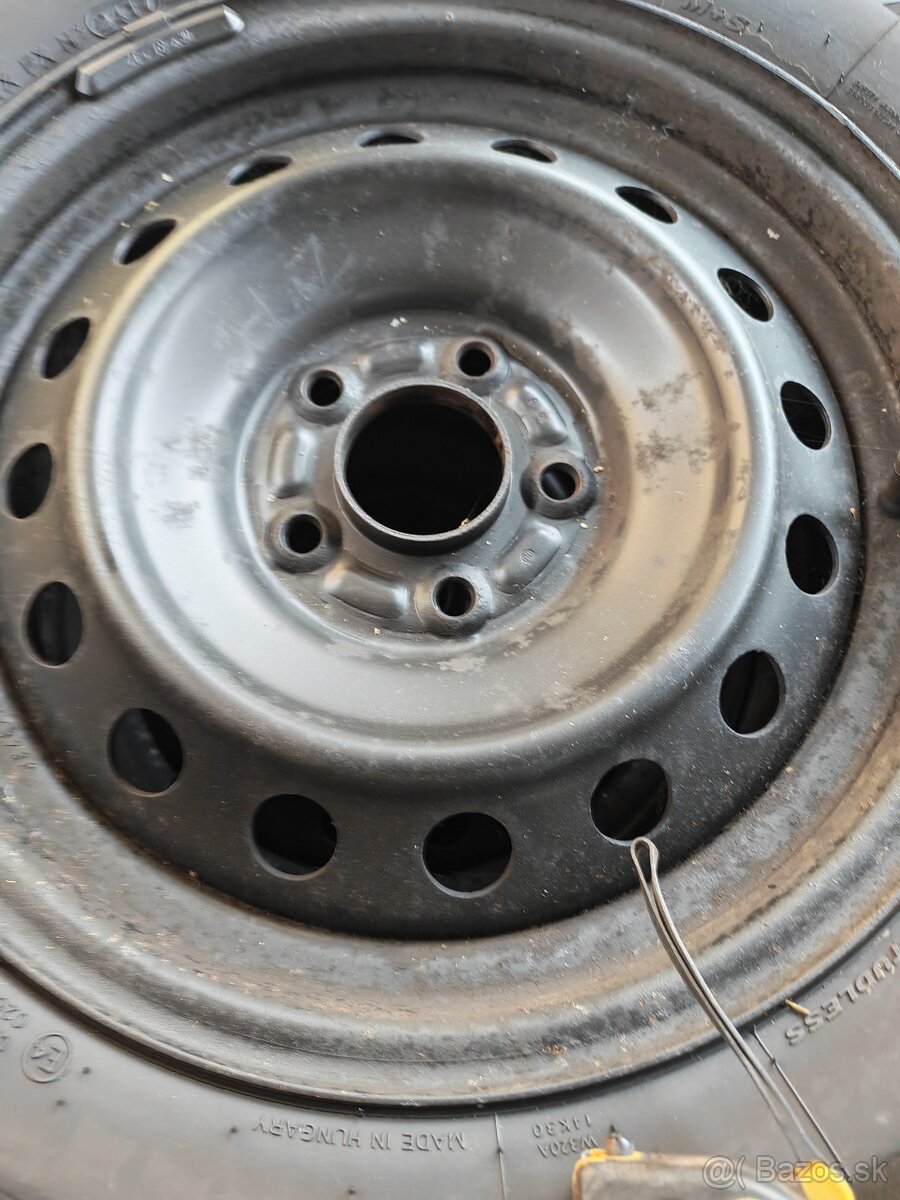 5x112 215 70 r16 - 4