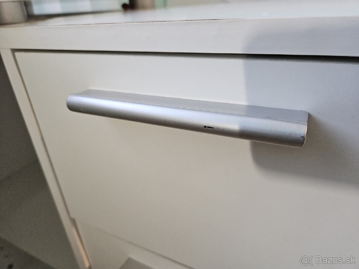 Biely rohový písací stôl - 4