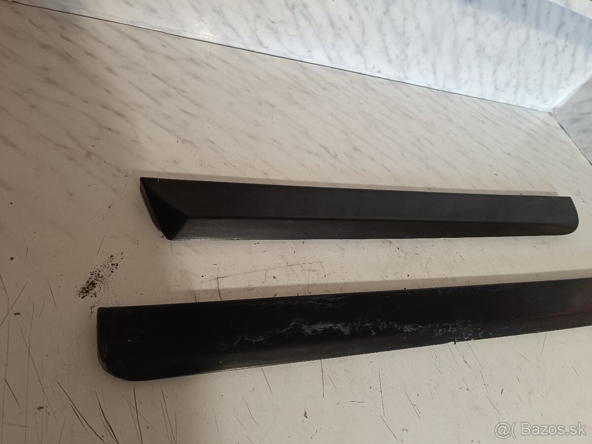 Lišta dverí Audi A4 B7 - 4