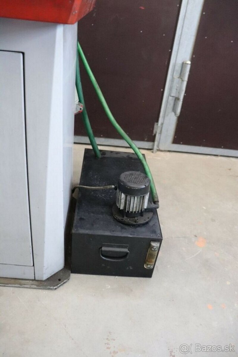 Cuoghi APE 40 brúska na vrtáky - 4