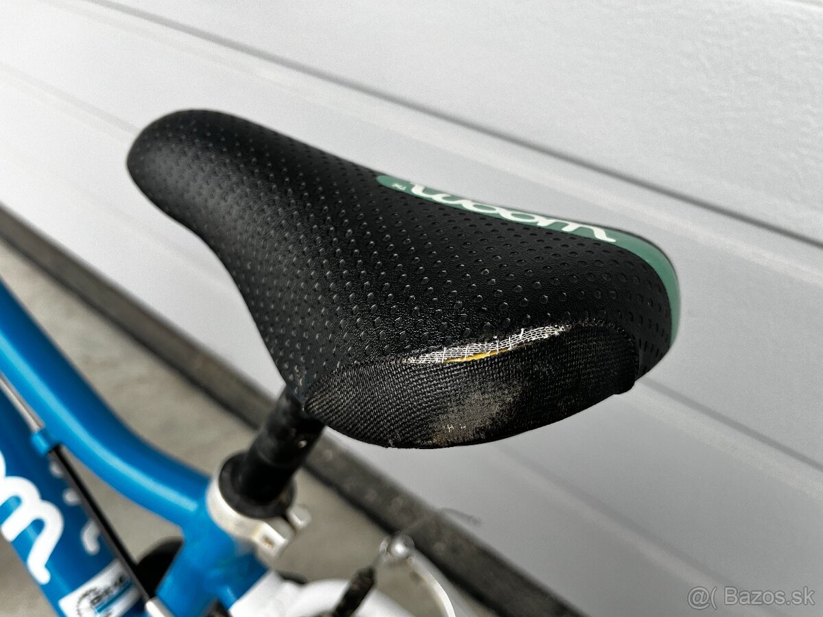 predám modrý bicykel WOOM 2 - 4