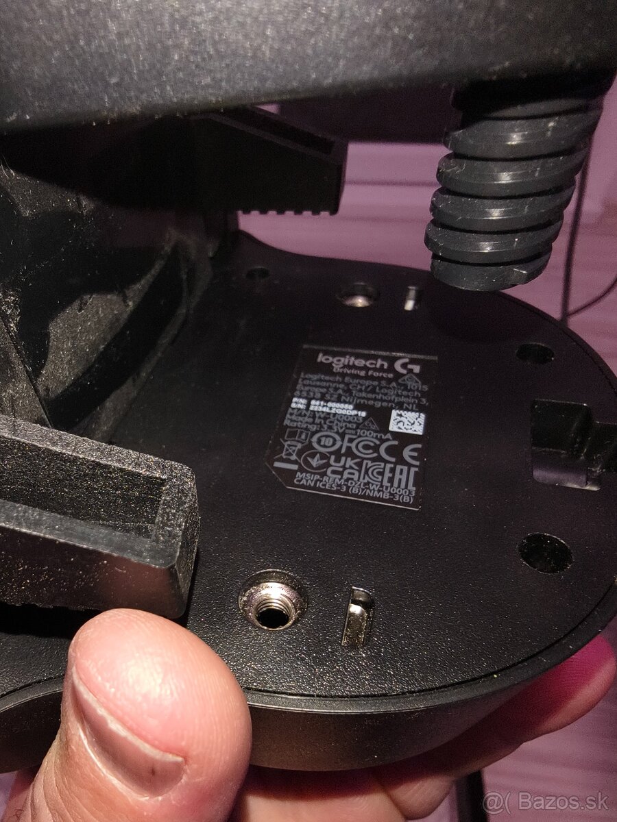 Riadiaca páka logitech - 4
