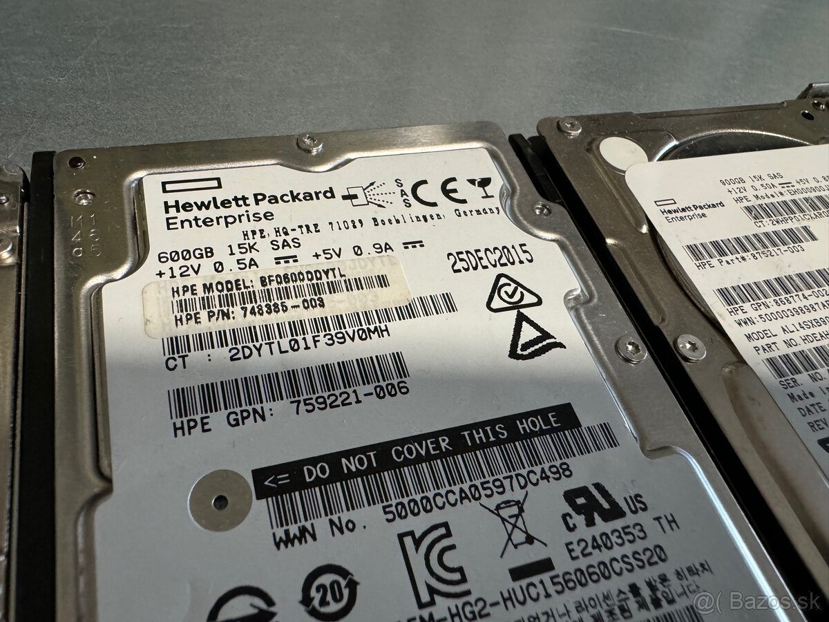 Server HP Proliant DL380 G7 + SAS disky - 4