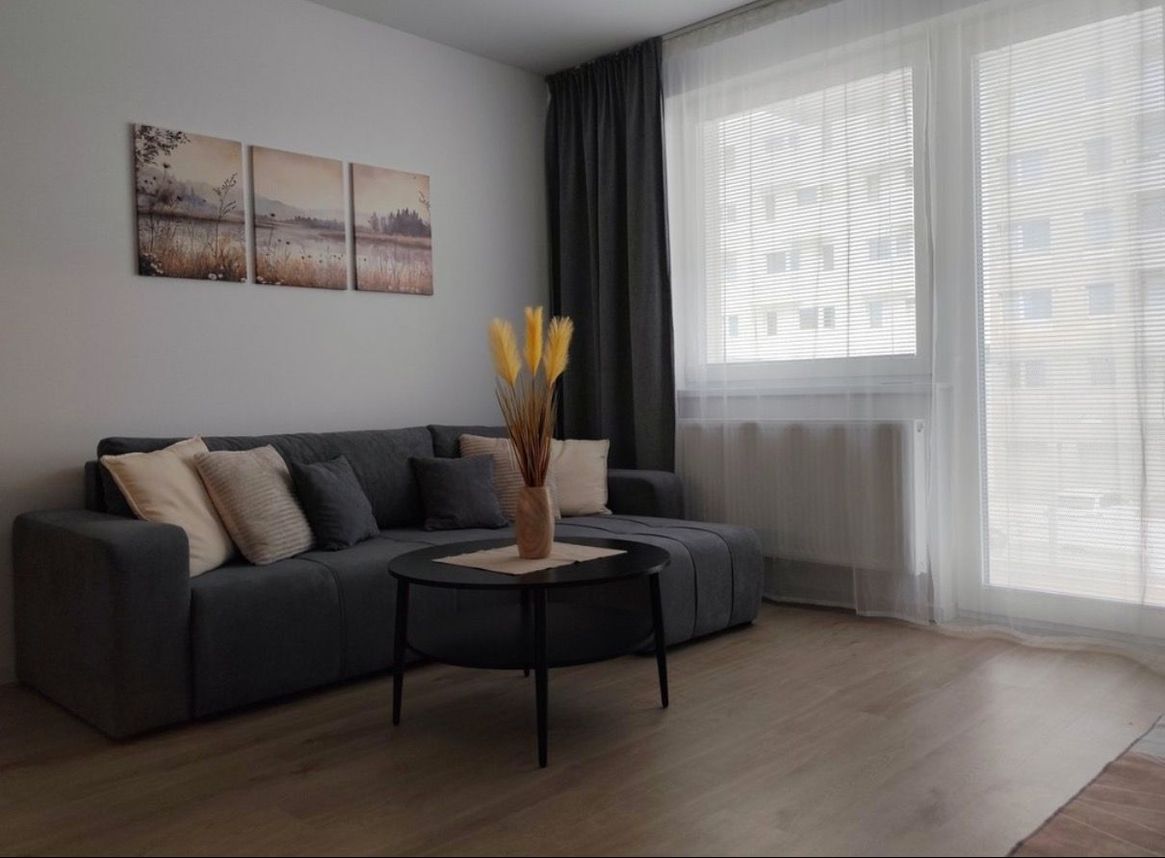 Na prenájom - 2i byt, ul.Ivanská cesta, Bratislava II TOP - 4