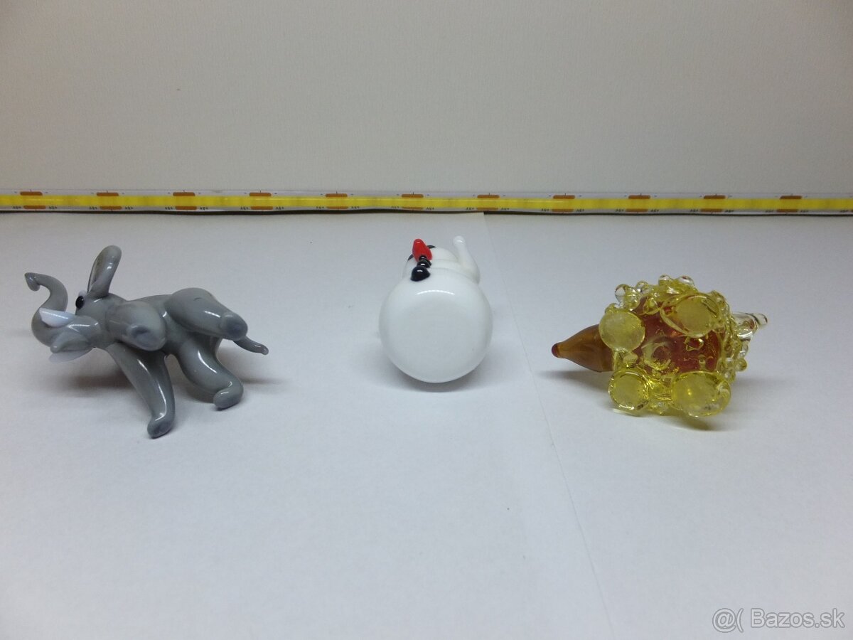 Set, staré skleněné figurky, slon, sněhulák, ježek. - 4