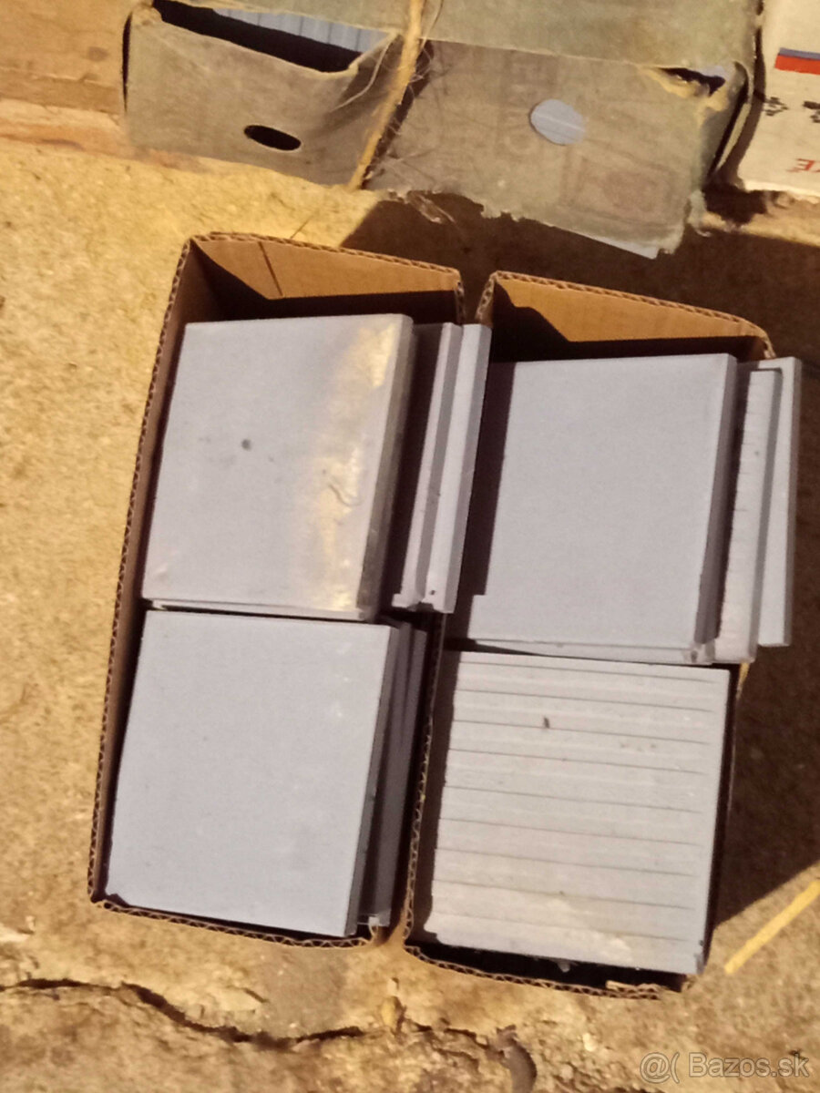 staré modré retro obkladačky - 4