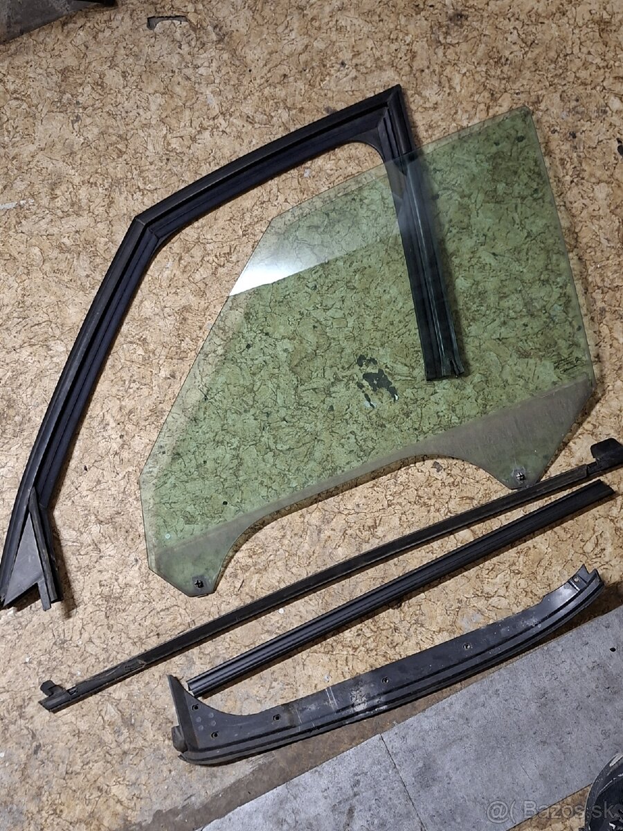 Ľavé predné dvere Citroën picasso 2009 - 4