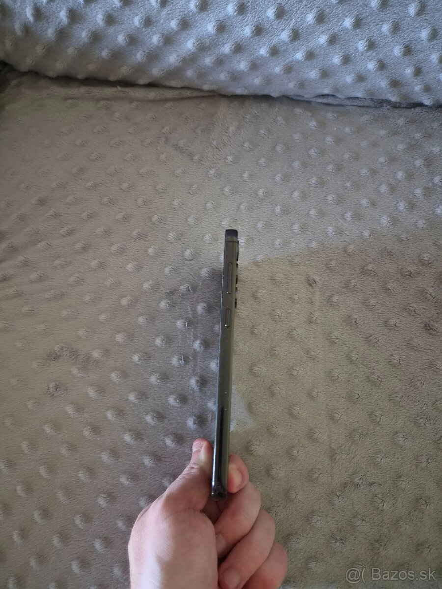 Samsung Galaxy S23+ - 4