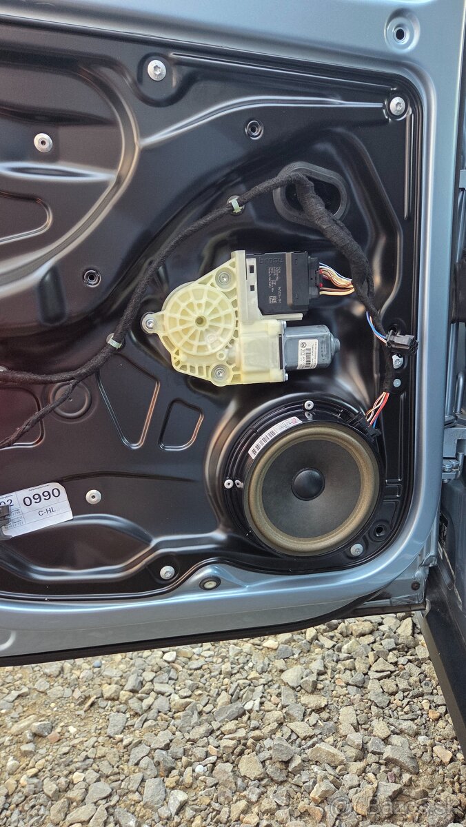 Kúpim motorček na Passat B6 - 4