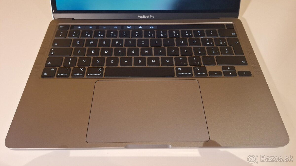 MacBook Pro 13" M1 - 4