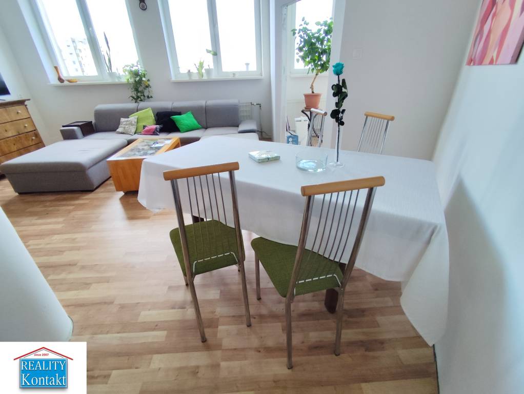 Na prenájom 2-izbový byt - Nové Zámky - 4