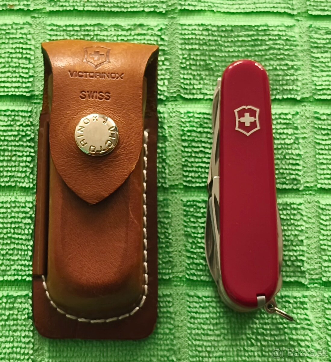 Victorinox Champion (C) - 4