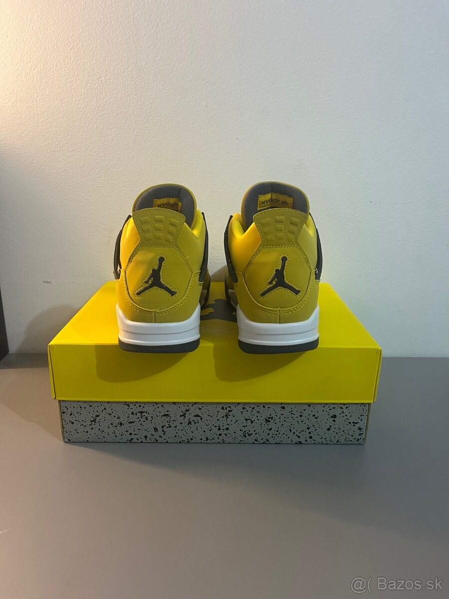 Jordan 4 Retro Lightning - 4