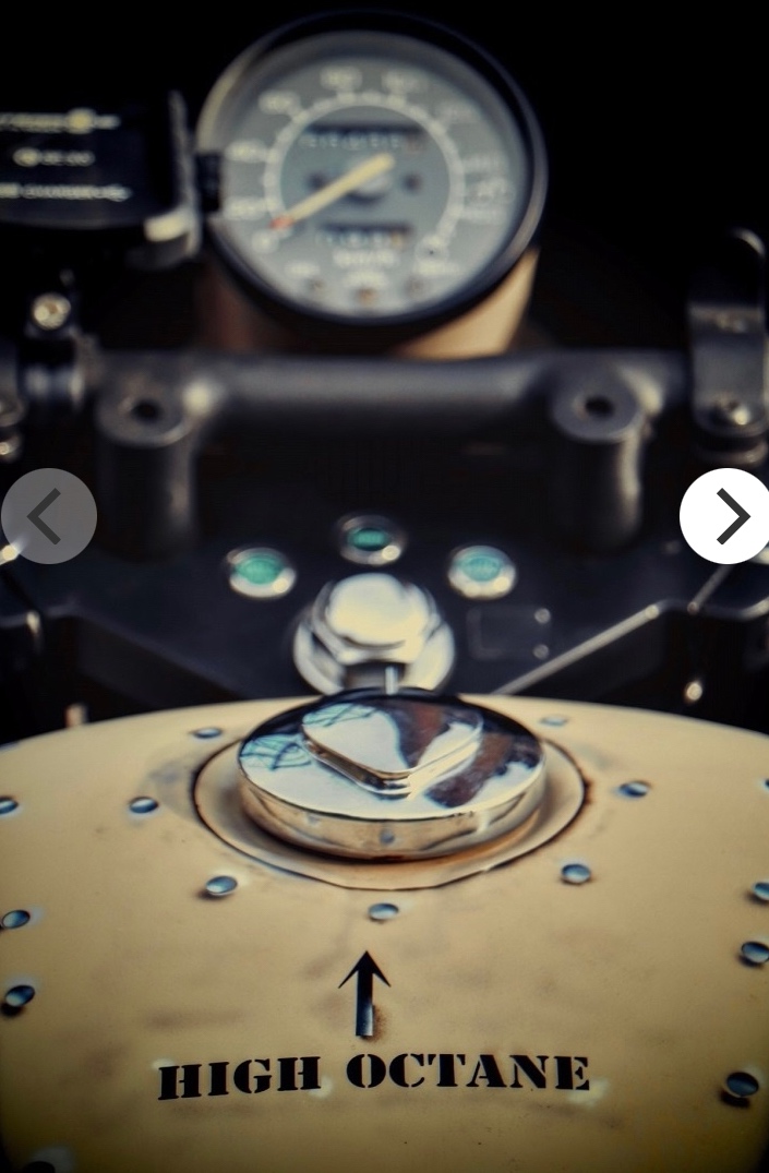 Honda SHADOW 600 Military - 4