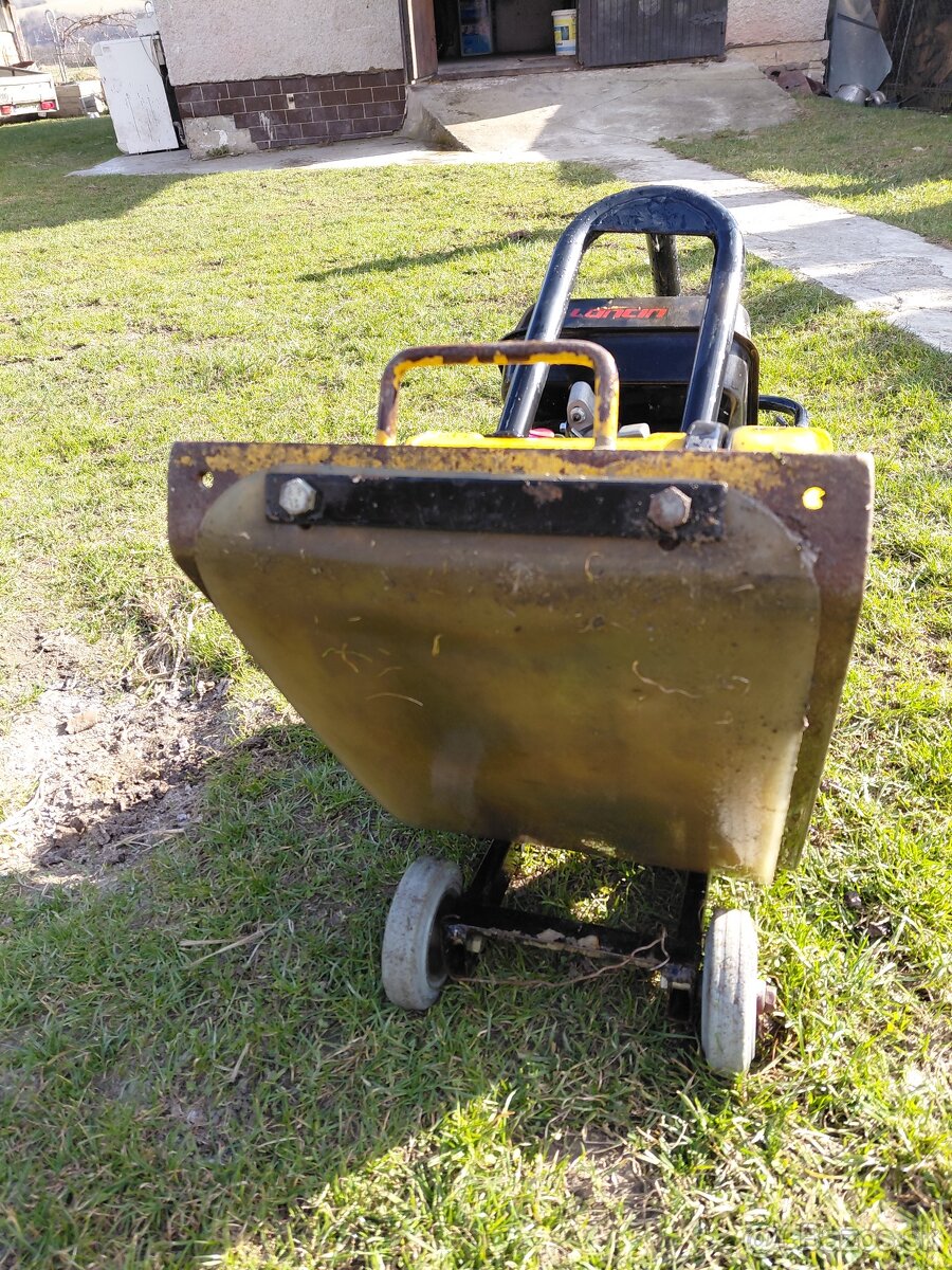 Predam vibracnu dosku Lumag RP 75 - 4