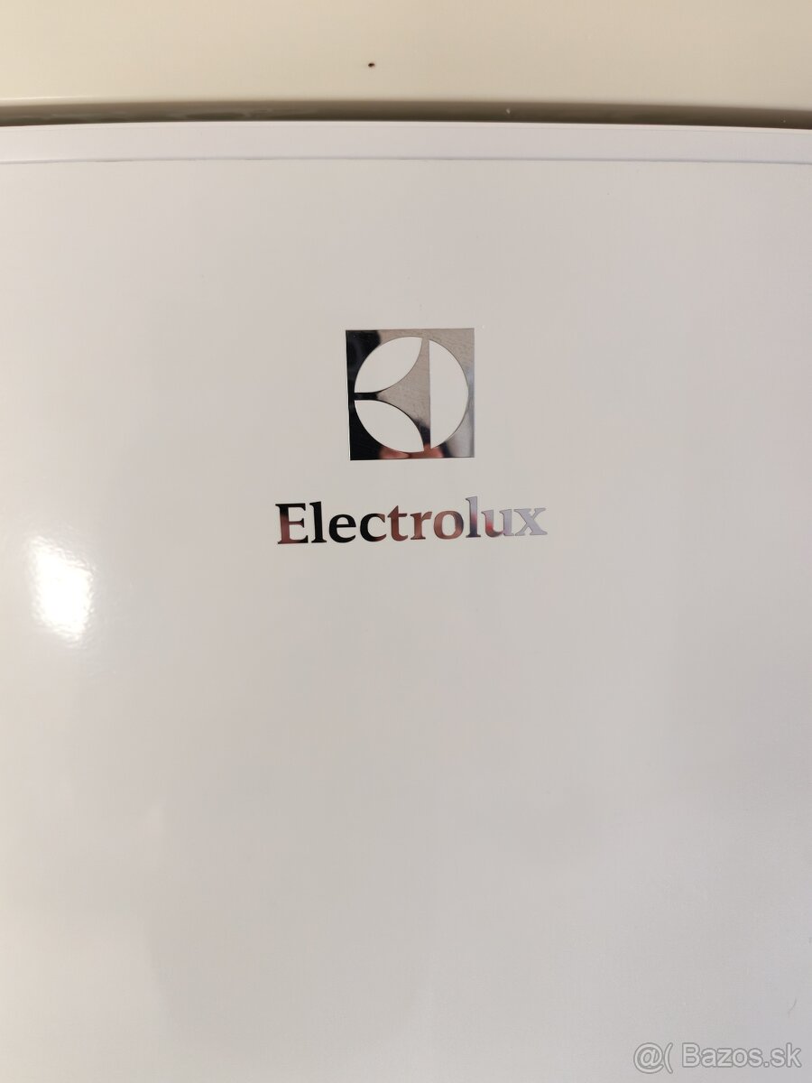 Predám chladničku Elektrolux - 4