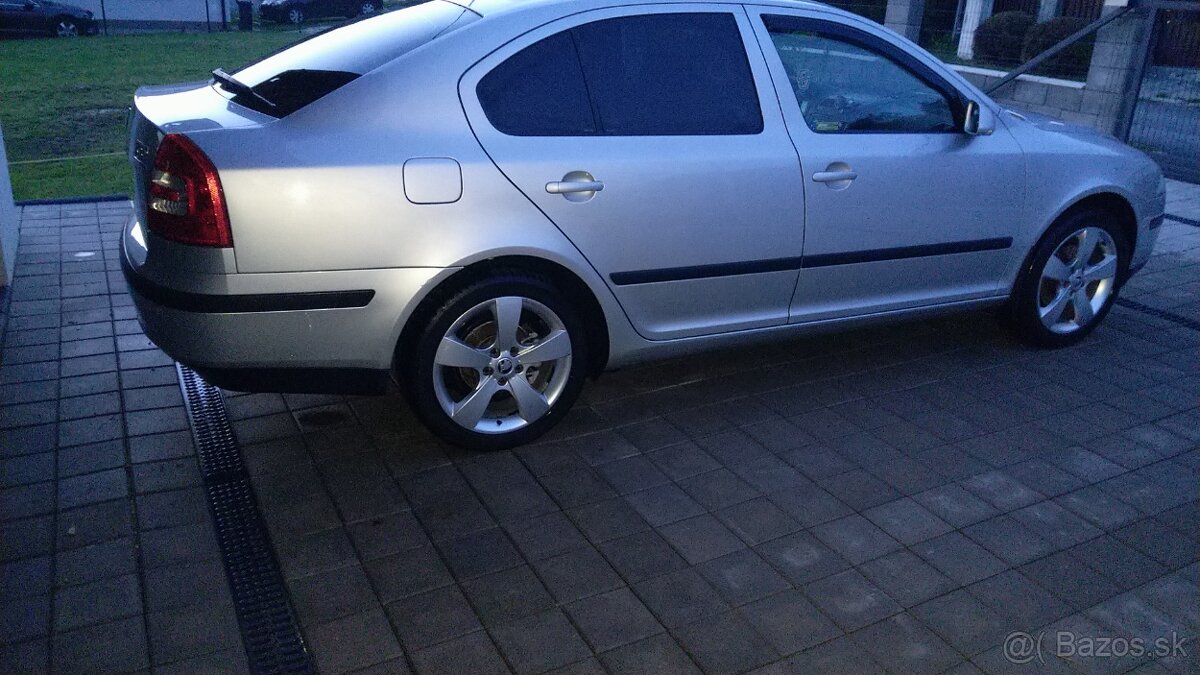 Škoda Octavia II, 2.0 FSi 110kw - 4
