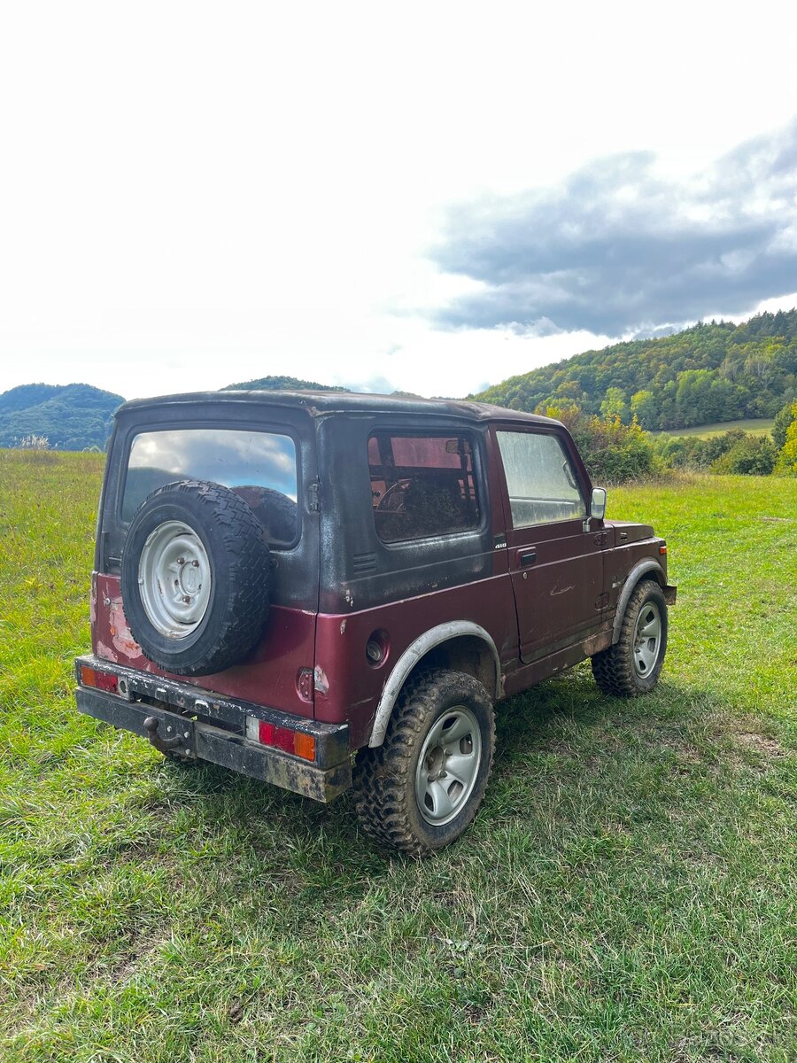 Suzuki Samurai 1.0 SJ410 - 4