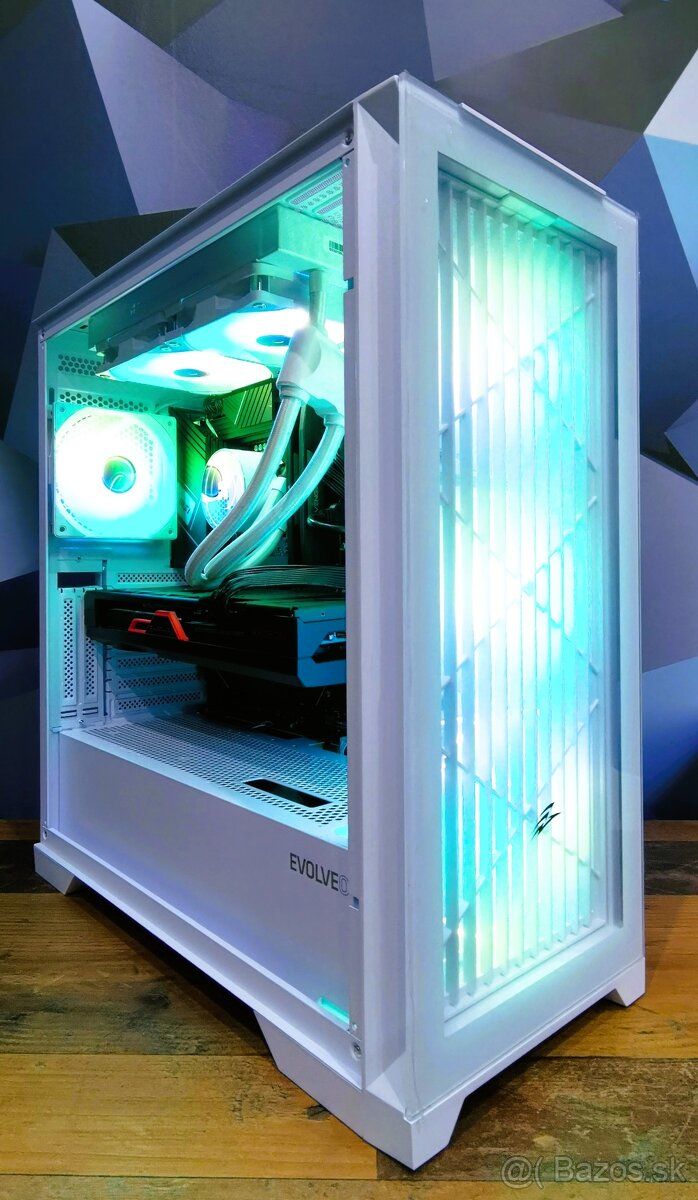 Intel i7 14700KF, RX 7900GRE, 32GB RAM DDR5, SSD - 4