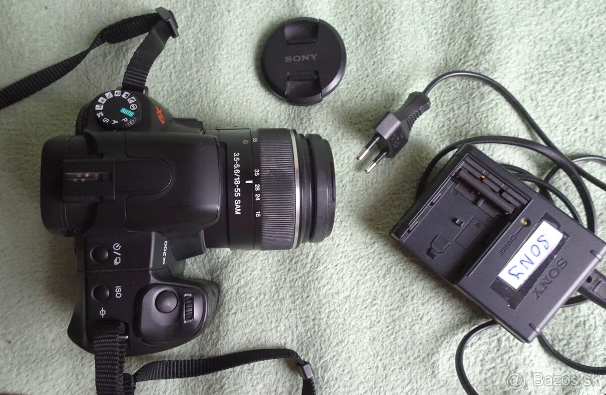 Predám dig. zrkadlovku SONY ALPHA A200 - komplet - 4