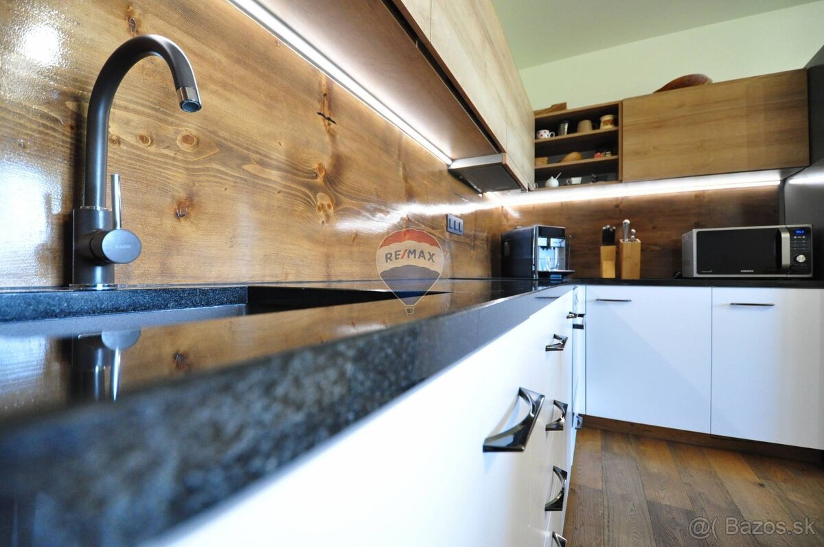 Moderný 3-izbový byt s garážou a výhľadom na Tatry – Veľká L - 4