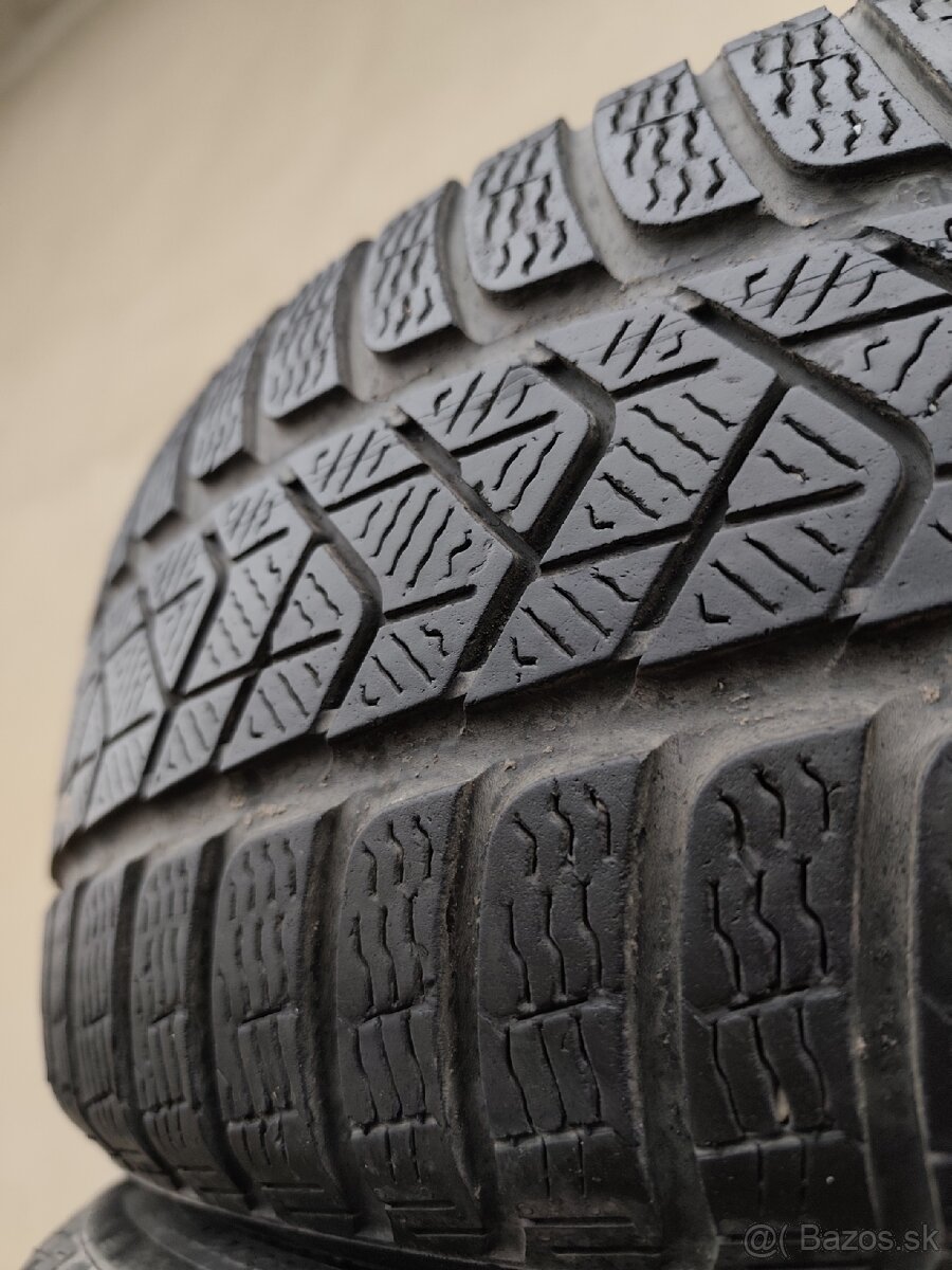 Zimné pneumatiky Pirelli 225/55R18 - 4