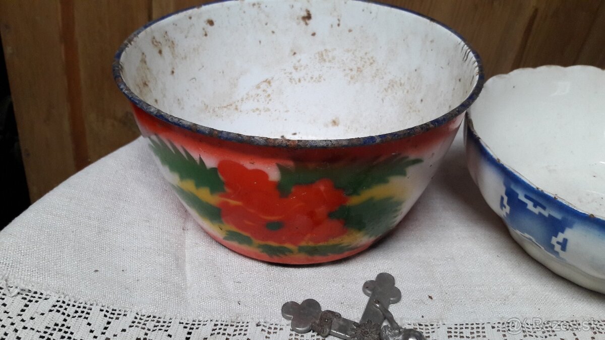 Misa, smaltovaná nádoba, kríž - 4