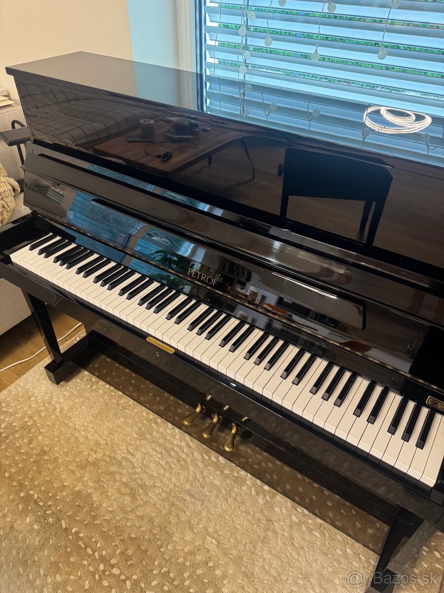 Piano Petrof - 4
