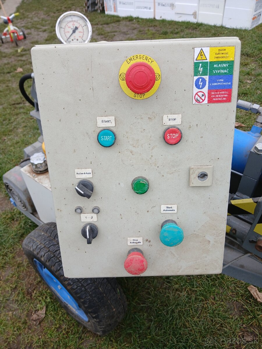 Štiepačka dreva poloautomat - 4