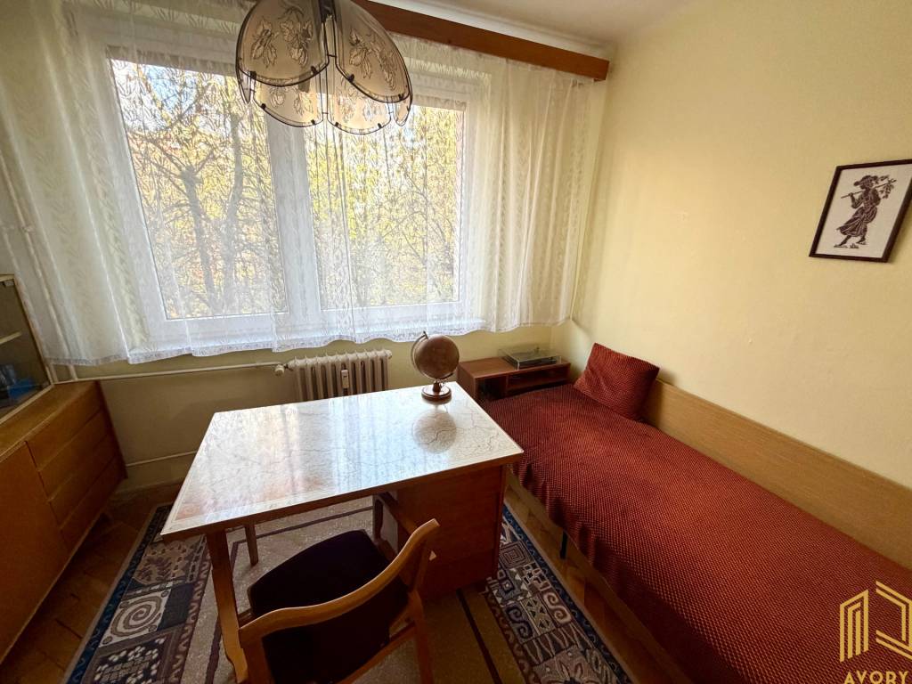 3 - IZB. BYT (79m2) s LOGGIOU, GARÁŽ, RUŽOVÁ ul. SENICA - 4