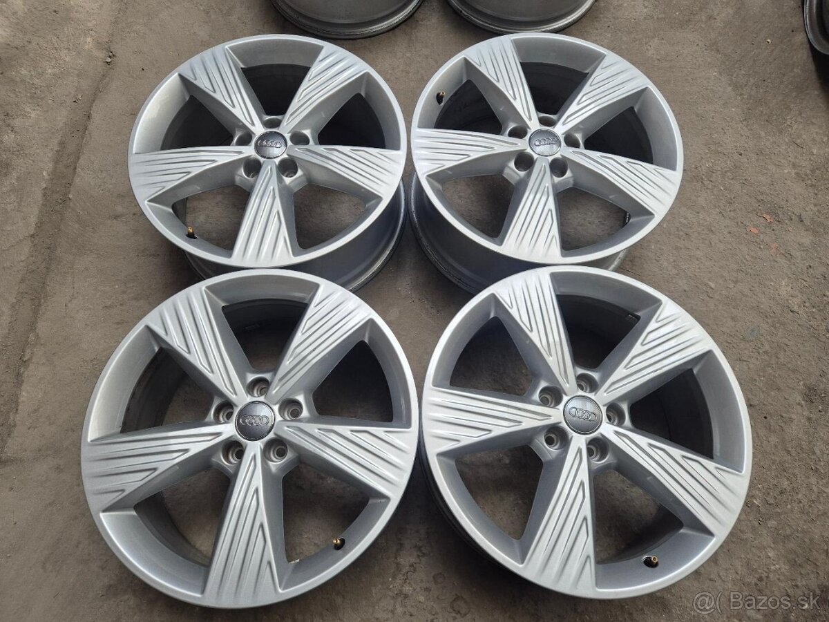 5x112 r19 ET45 x8J elektróny originál AUDI - 4