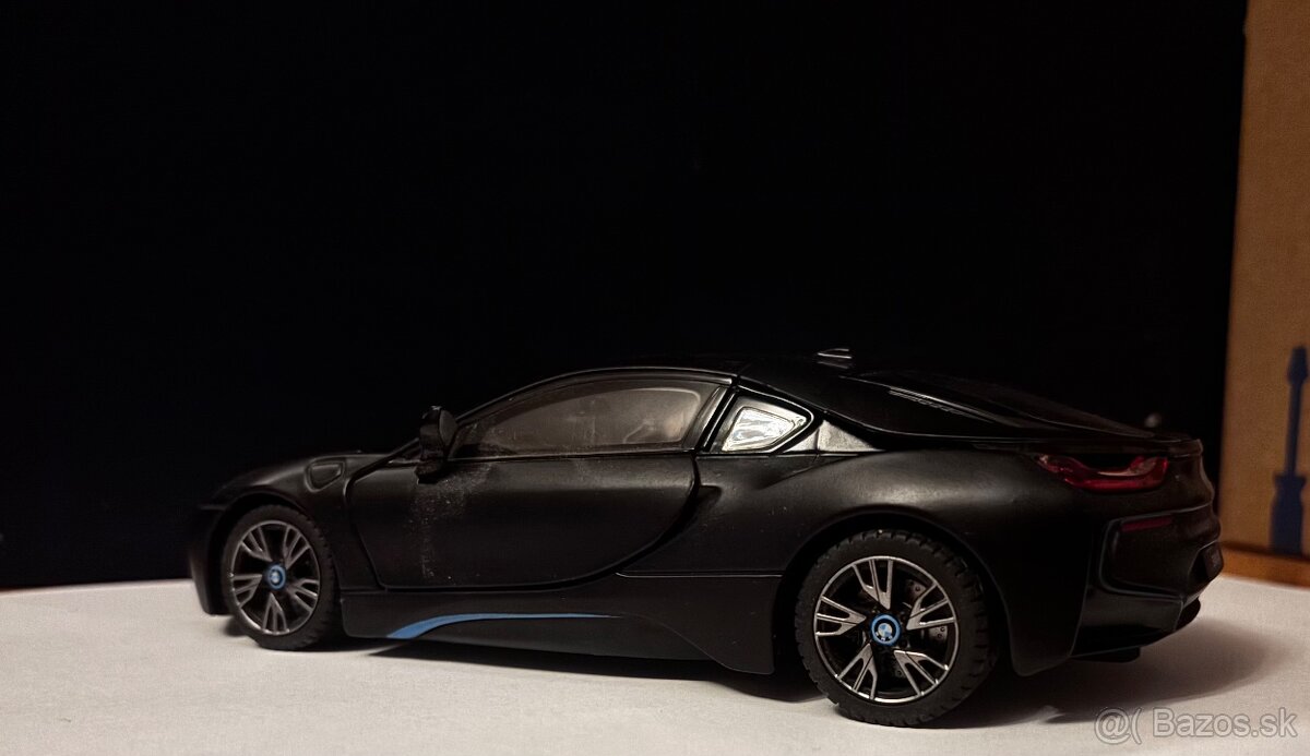 Predám BMW i8 1:24 - 4