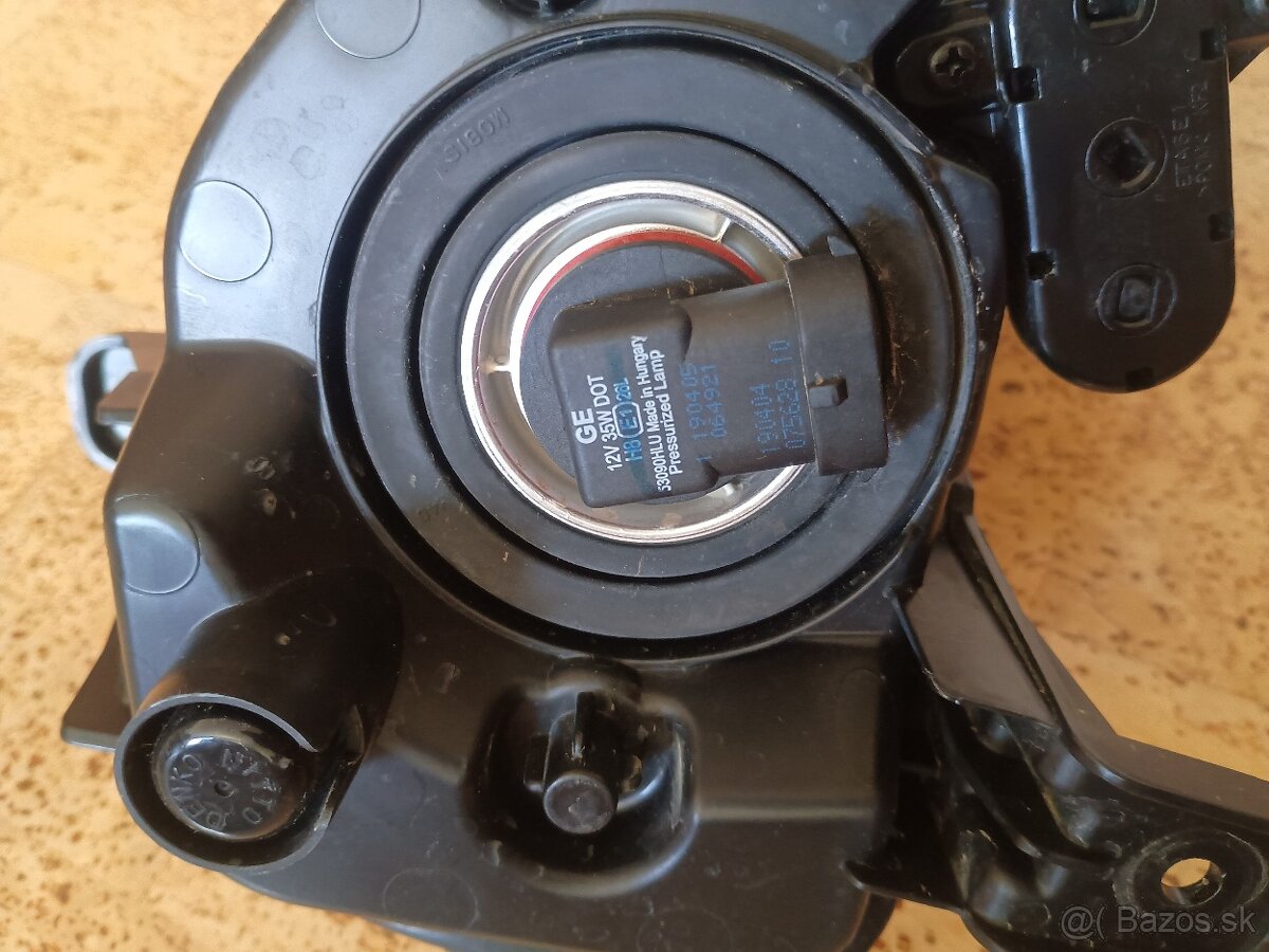 Ľavá hmlovka Kia ceed SW od roku 2018 - 4