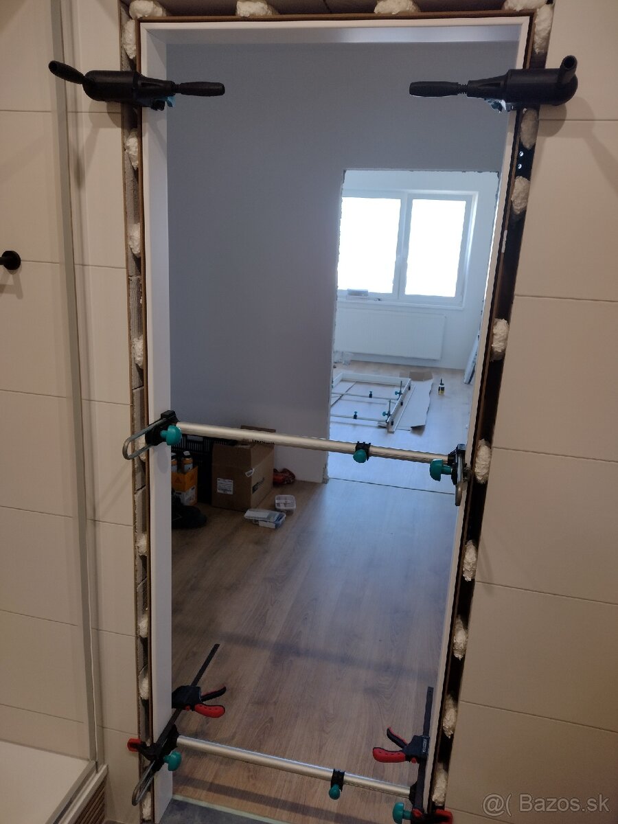 Montáž zárubní a dverí - 4