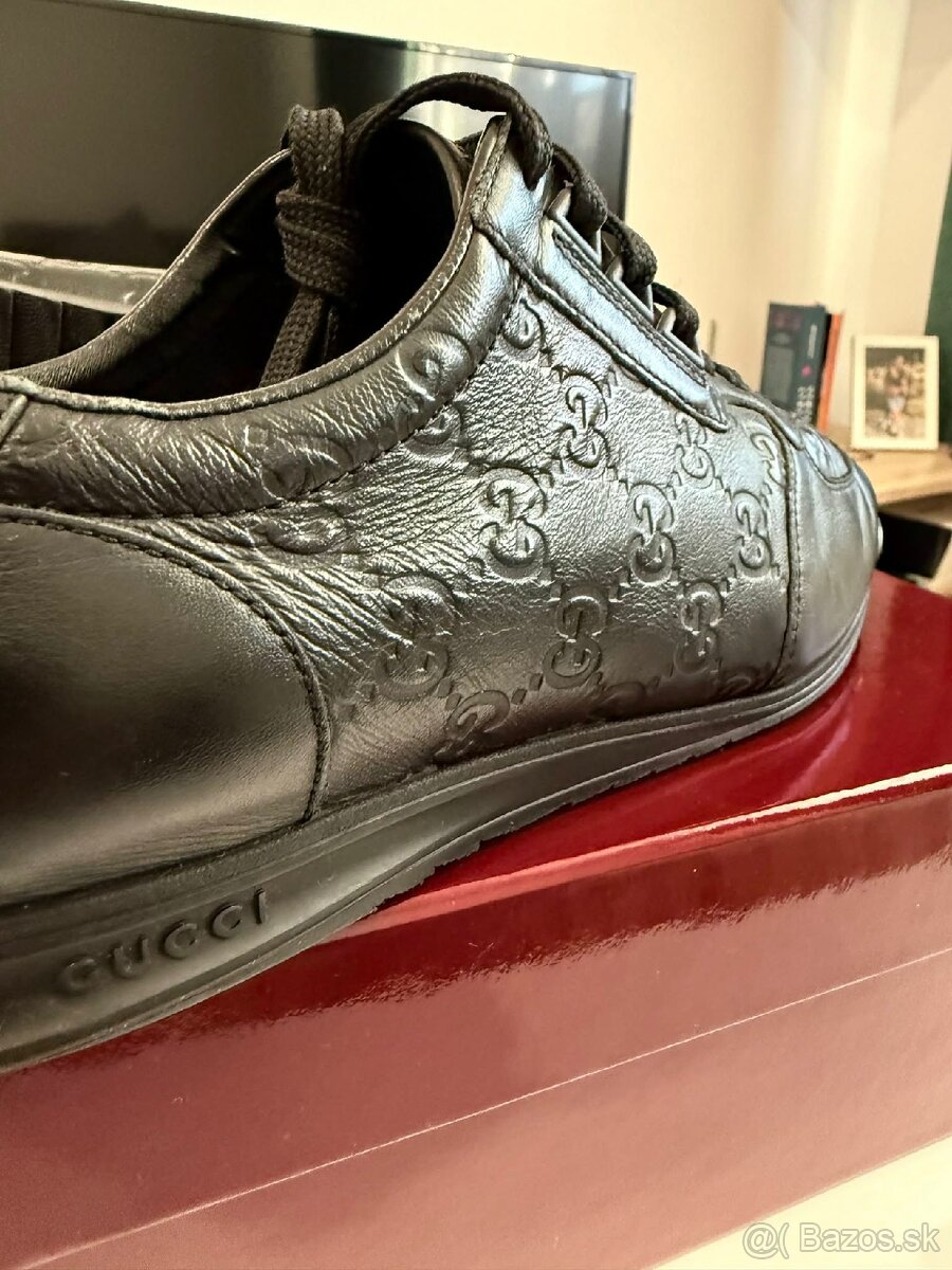 Gucci Monogram Leather - 4
