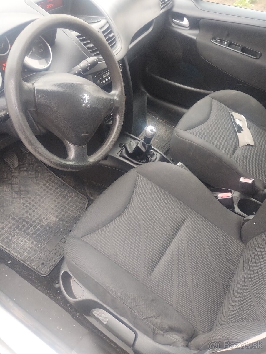 Peugeot 207 sw - 4
