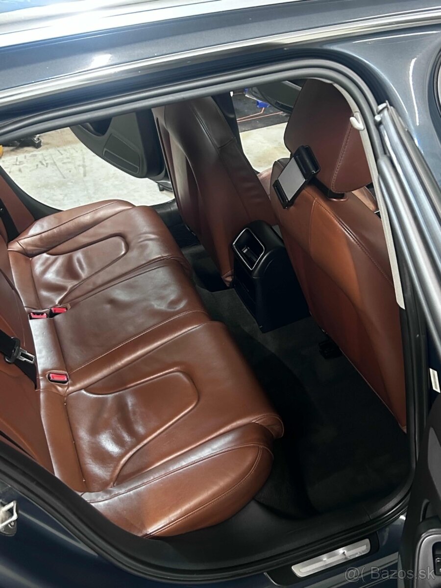 Audi A4 b8 - 4