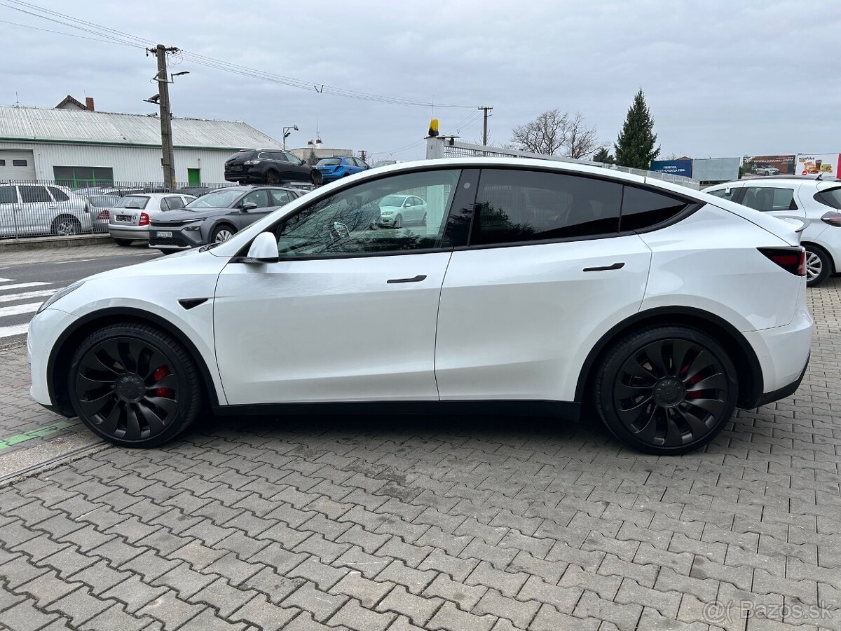 Tesla Model Y PERFORMANCE 393kW Dual Motor AWD FSD - 4