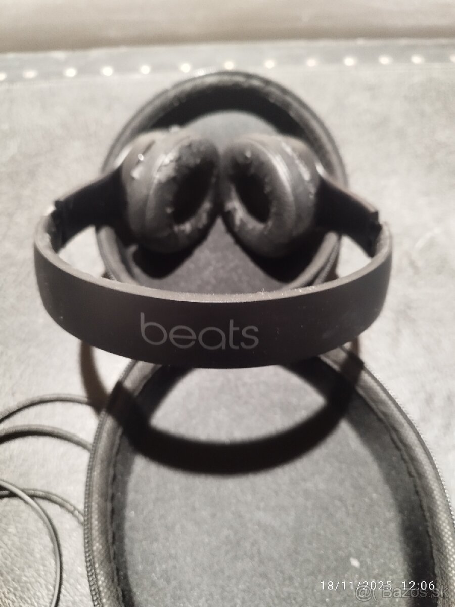 Beats Solo wireless sluchadla - 4