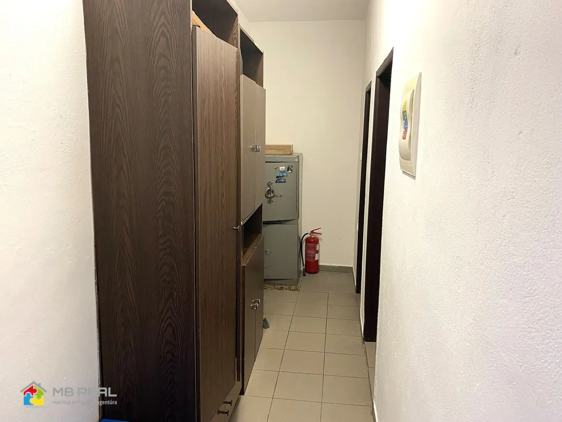 Obchodné, kancelárske priestory, Žiar nad Hronom, 60 m2 - 4