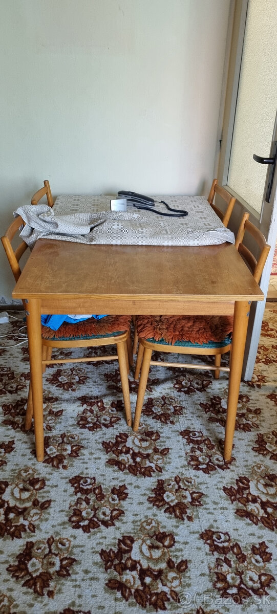 Nábytok staromodny - 4